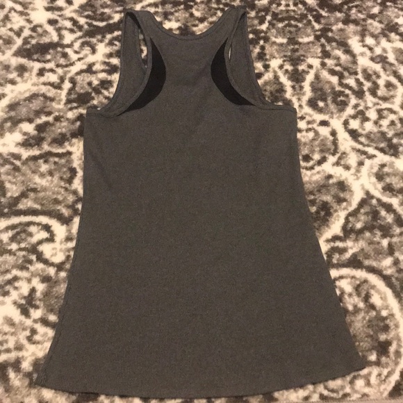 Under armour heatgear racerback tank top - Picture 3 of 3